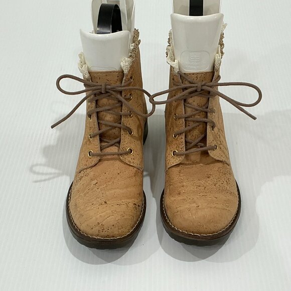 OOAK Women's Cork Ankle Booties sz 5.5 - Picture 3 of 9